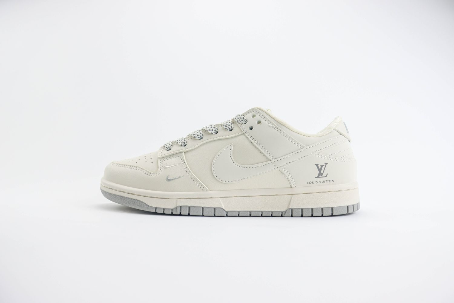  Nike Dunk SB Low x LV 86