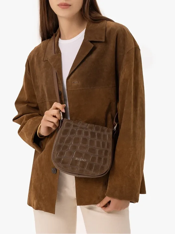 Light brown crocodile pattern handbag