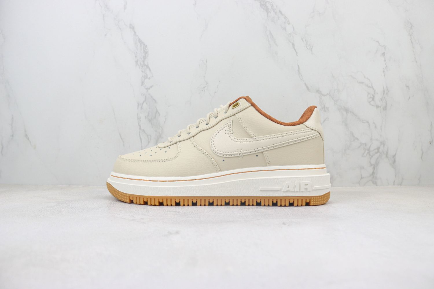 Nike Air Force 1 Luxe Pecan