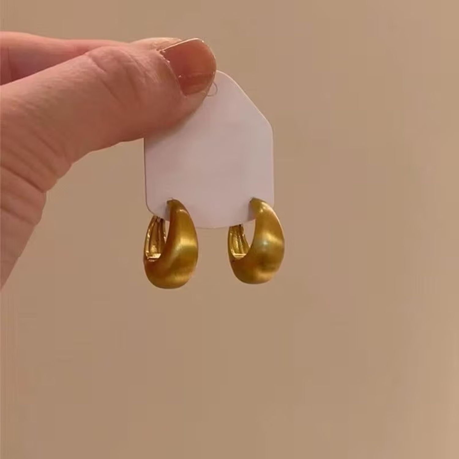 Ээмэг