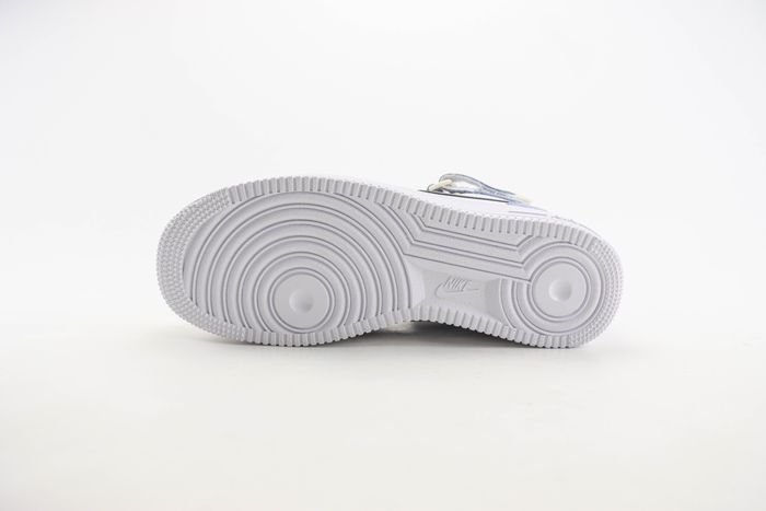 Nike Air Force 1 Mid 