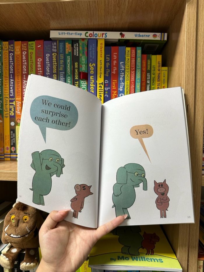 I will surprise my friend