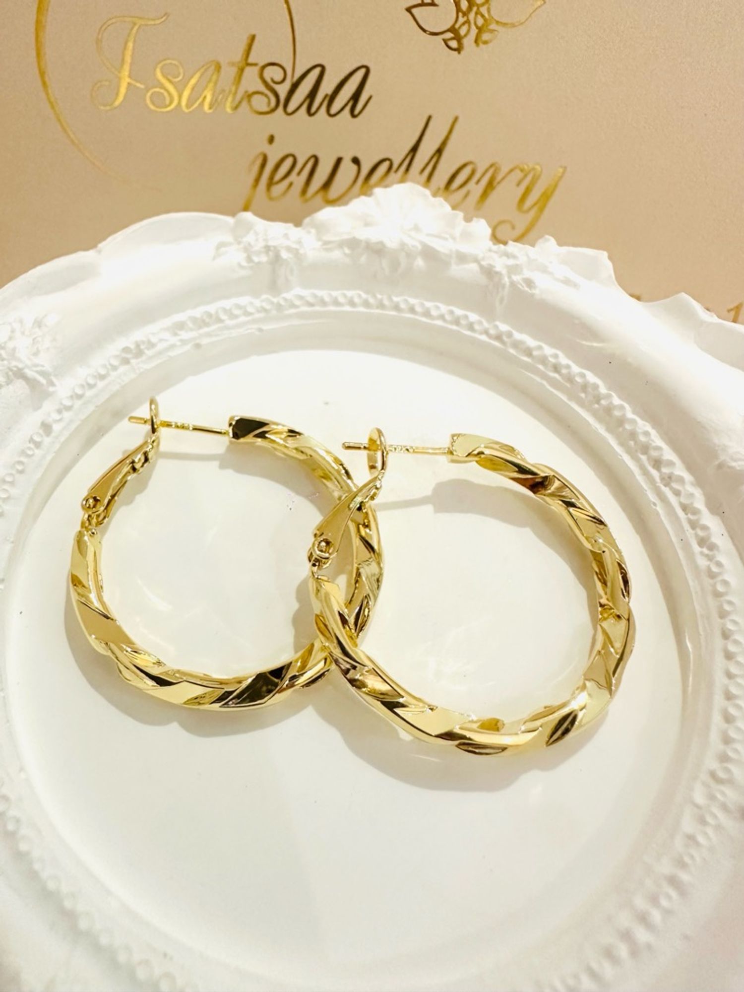 Цагираган ээмэг