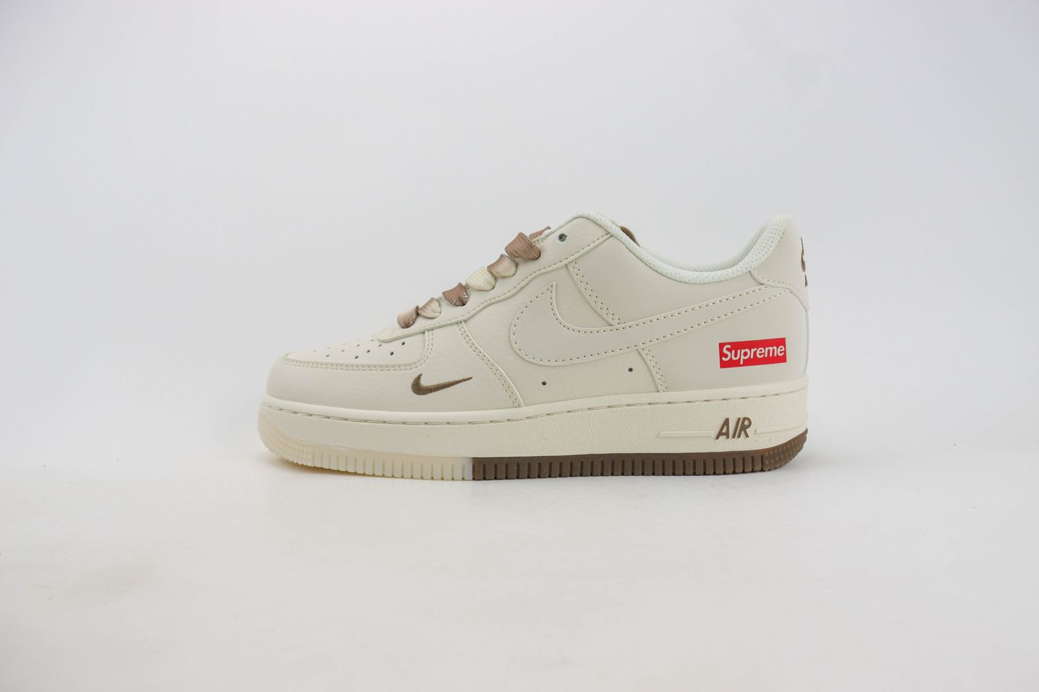 Nike Air Force 1 Low x supreme 54