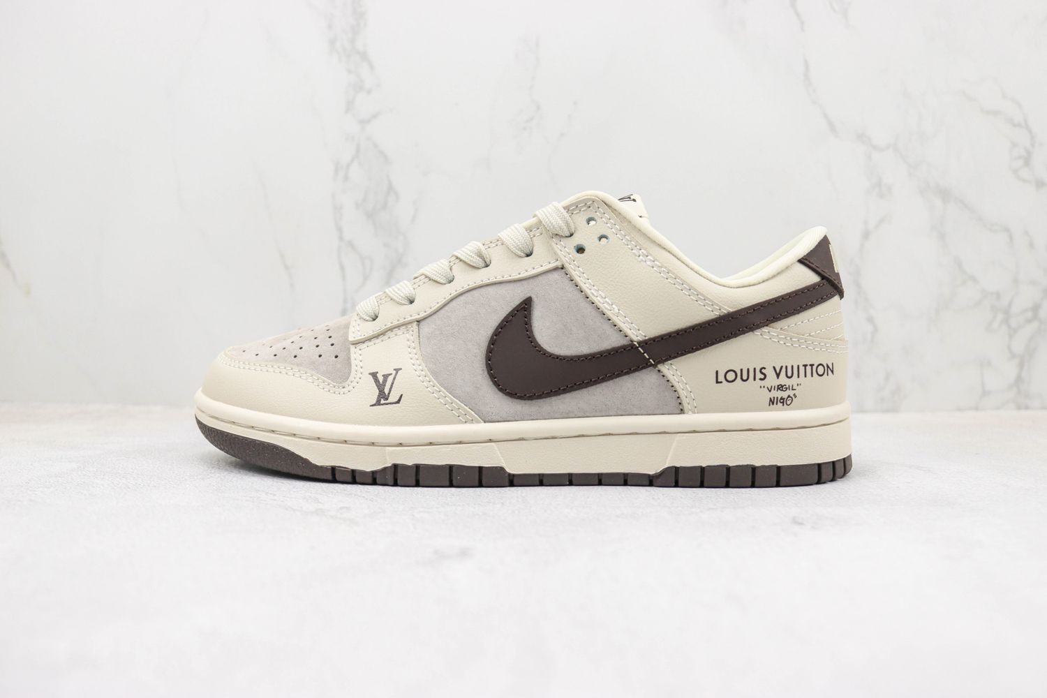 Nike SB Dunk Low x LV 132