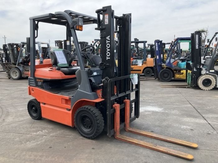 Toyota цахилгаан сэрээт өргөгч