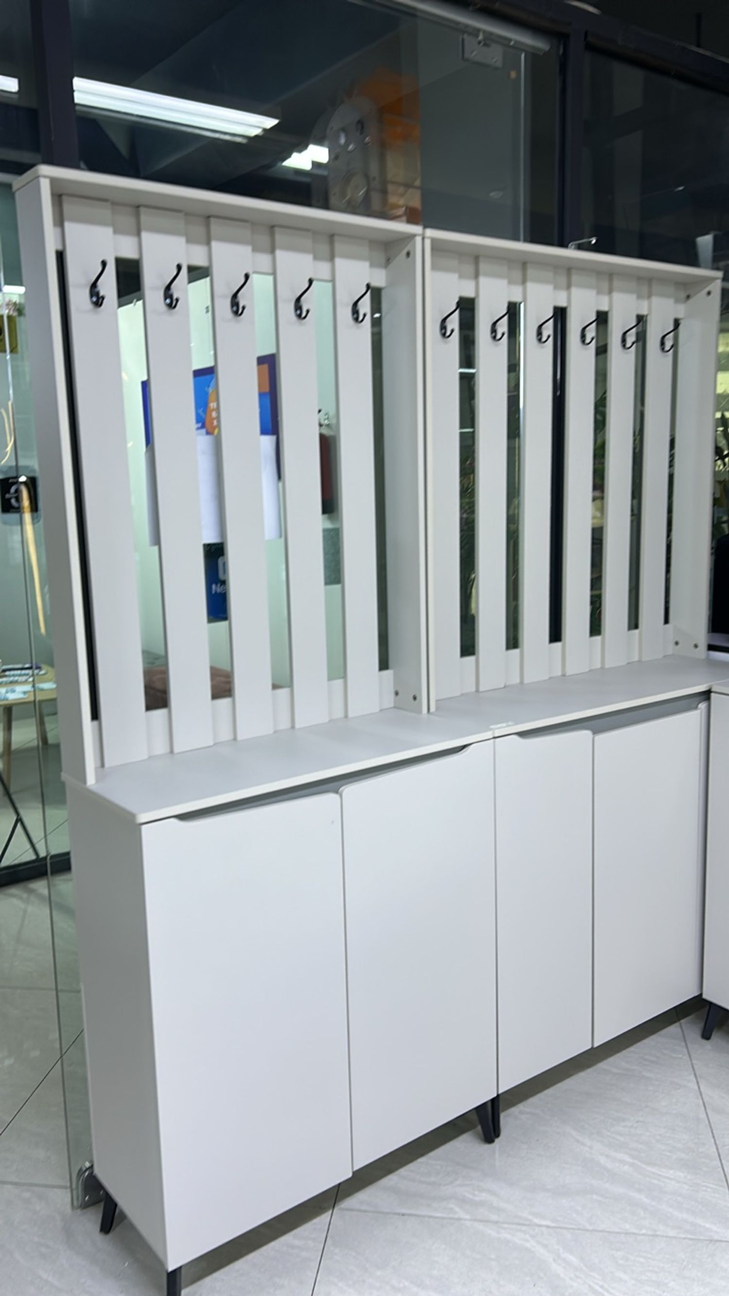 Өлгүүртэй гутлын тавиур 