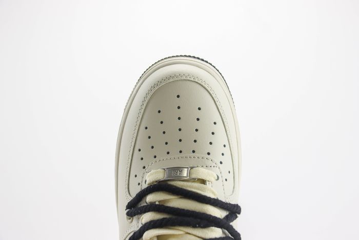 Nike Air Force 1 Low x Stussy 114