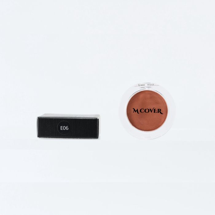 M cover Single eyeshadow E06