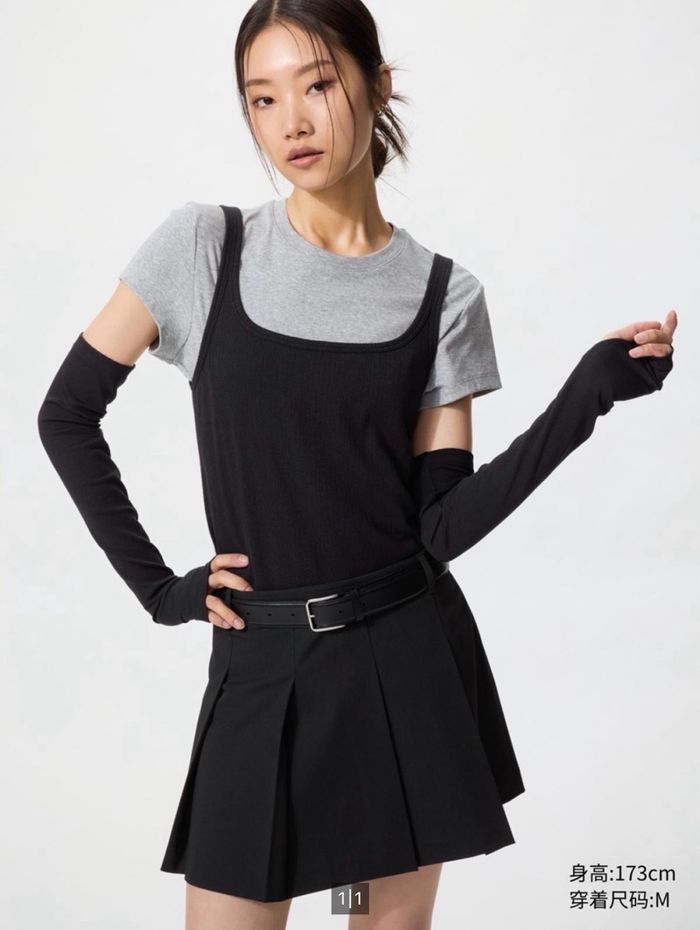 UNIQLO богино юпка