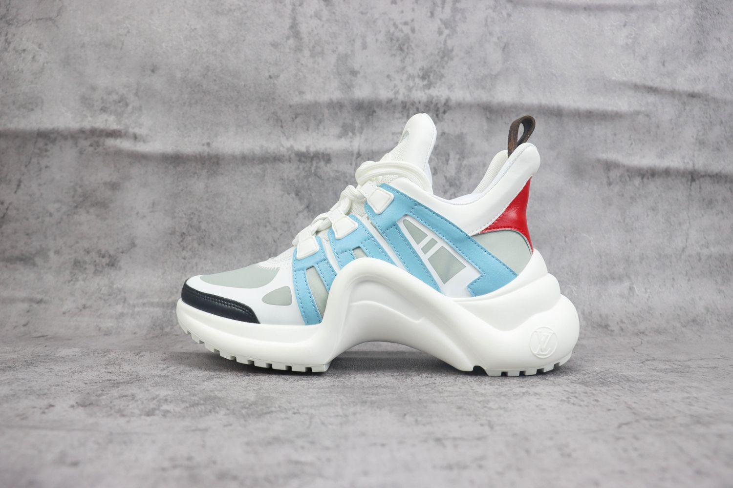 Louis Vuitton  Calfskin Technical Nylon LV Archlight Sneakers 41 White Blue Gris