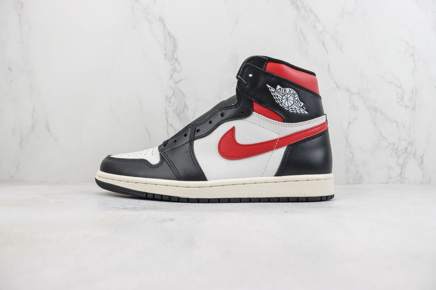 Jordan 1 Retro High Black Gym Red