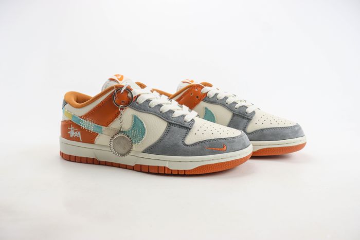 Nike SB Dunk Low x Stussy 34 