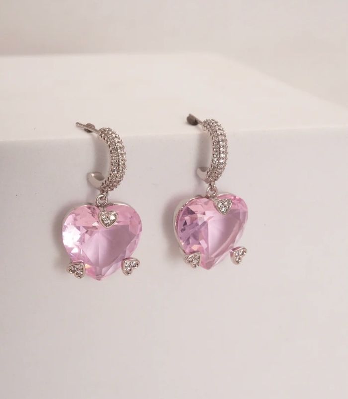 Гоёлын ээмэг 