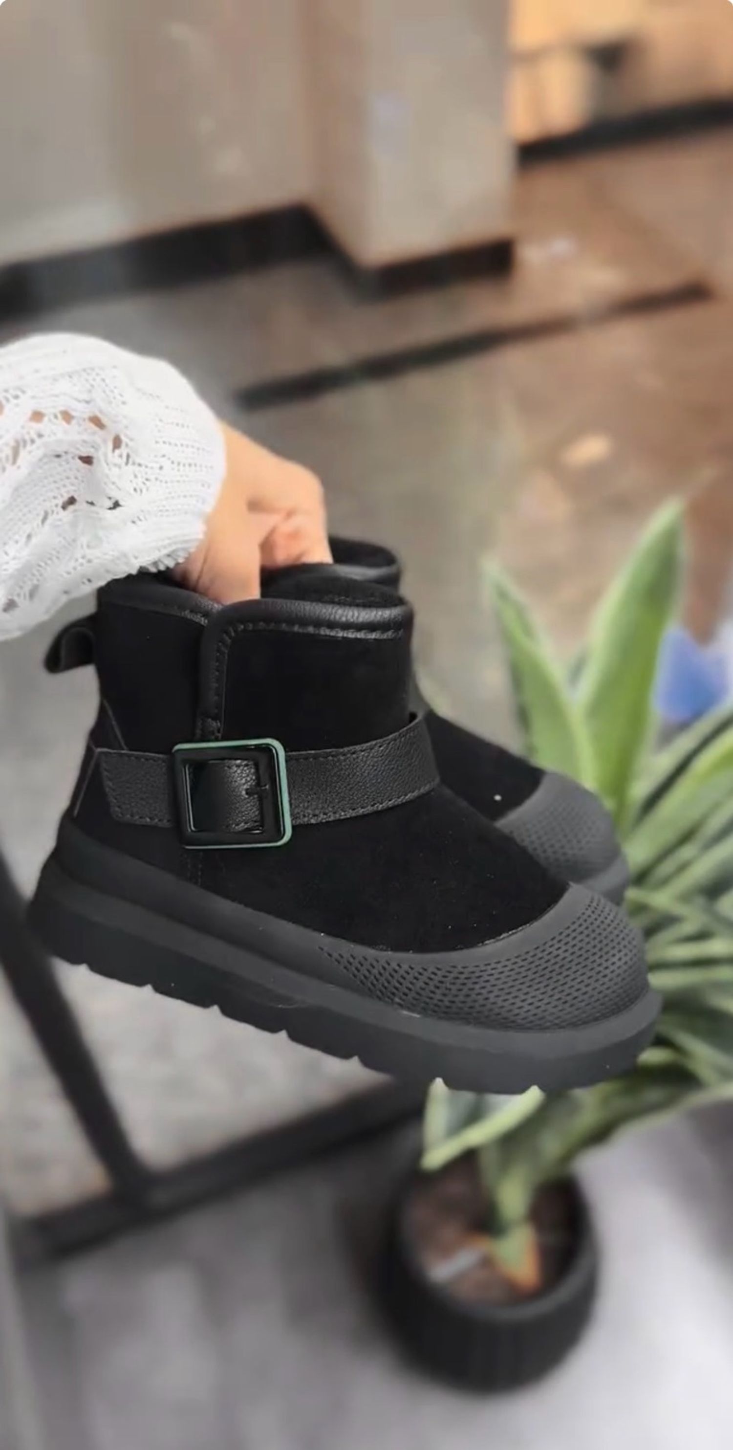 UGG Neumel High Blackcap