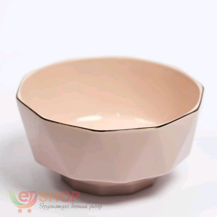 Талсттай гоёмсог аяга