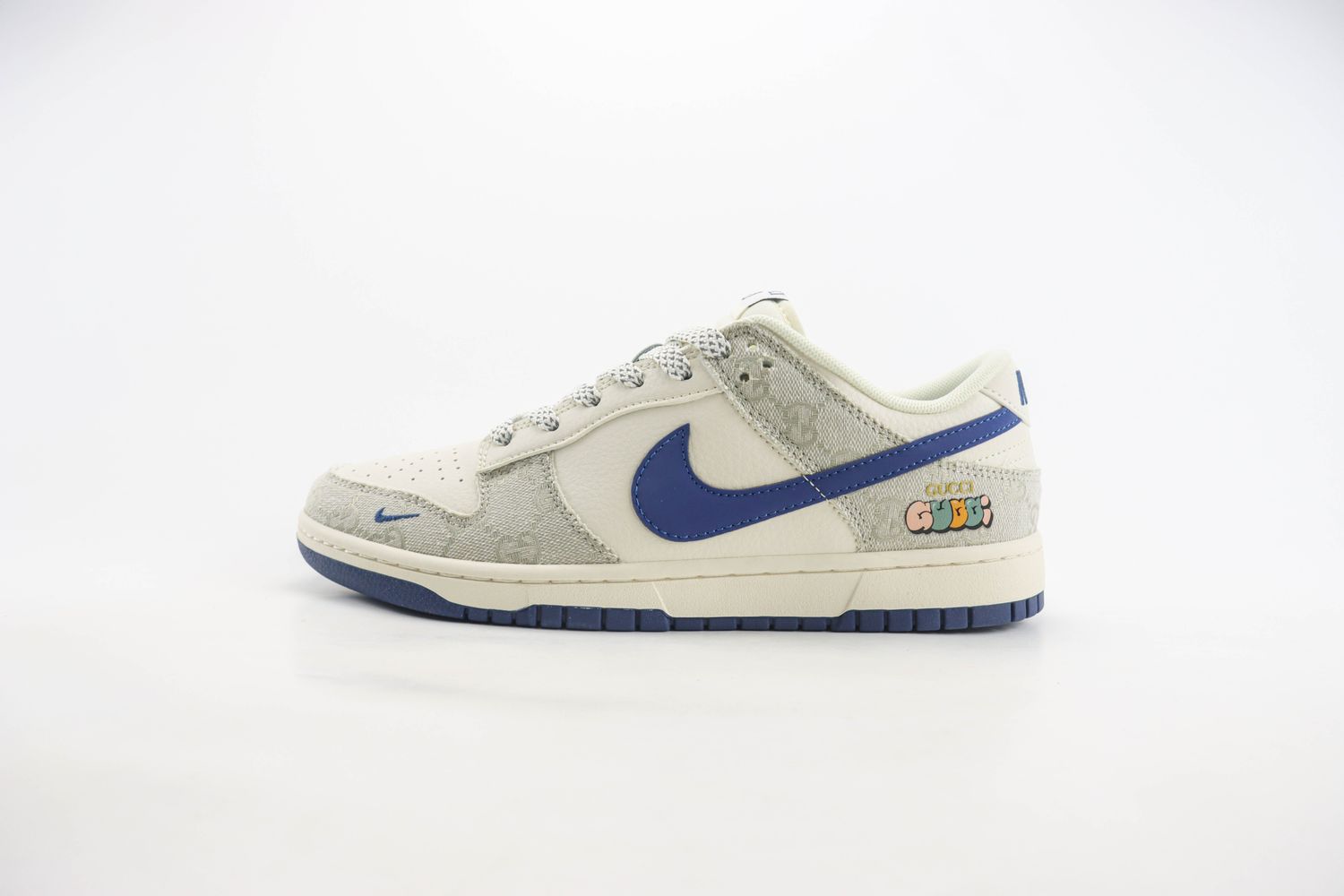 Nike SB Dunk Low x GUCCI 17