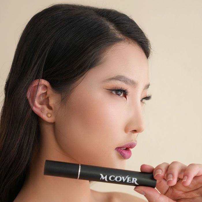 M cover Bambi eye mascara