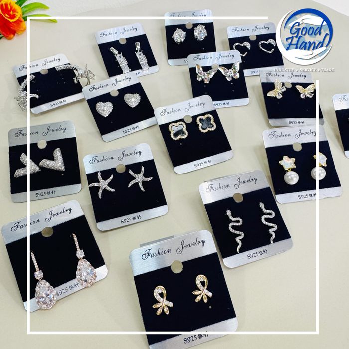 Ээмэг-хатгадаг, сайн шигтгээтэй 