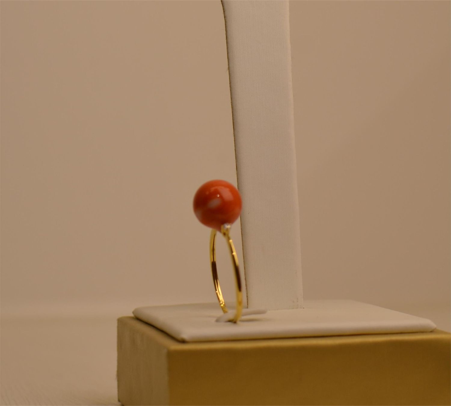 момо шүрэн бөгж