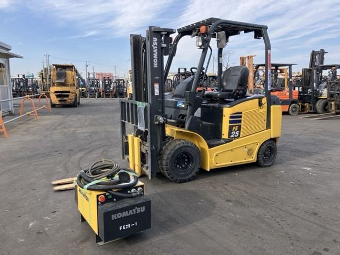 Komatsu цахилгаан сэрээт өргөгч 2.5 тон