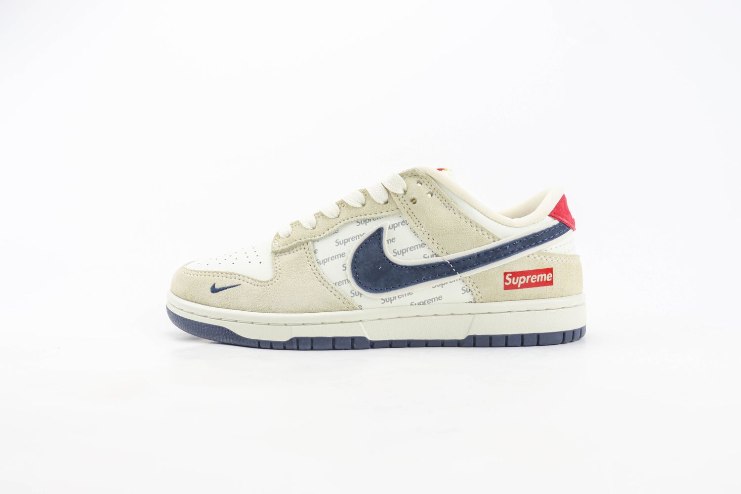 Nike SB Dunk Low x supreme 30