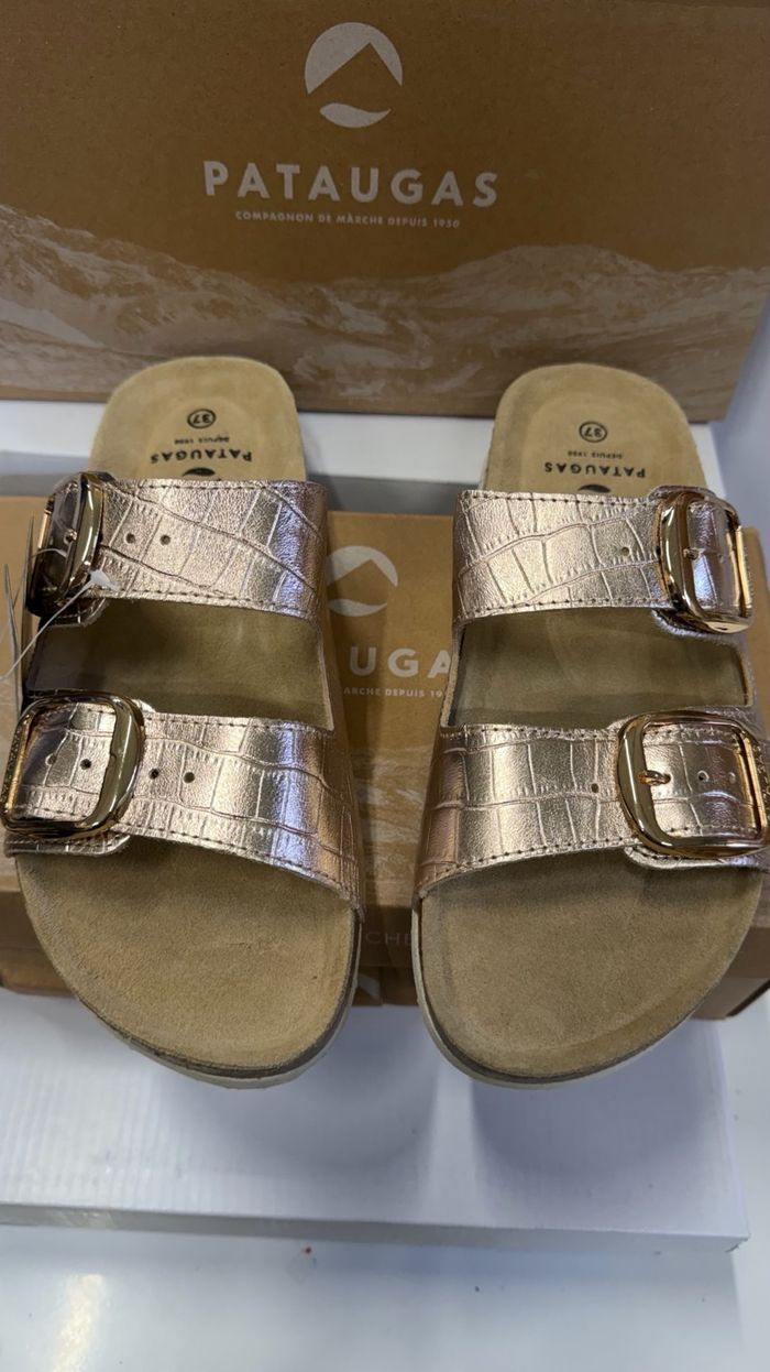 Pataguas sandal