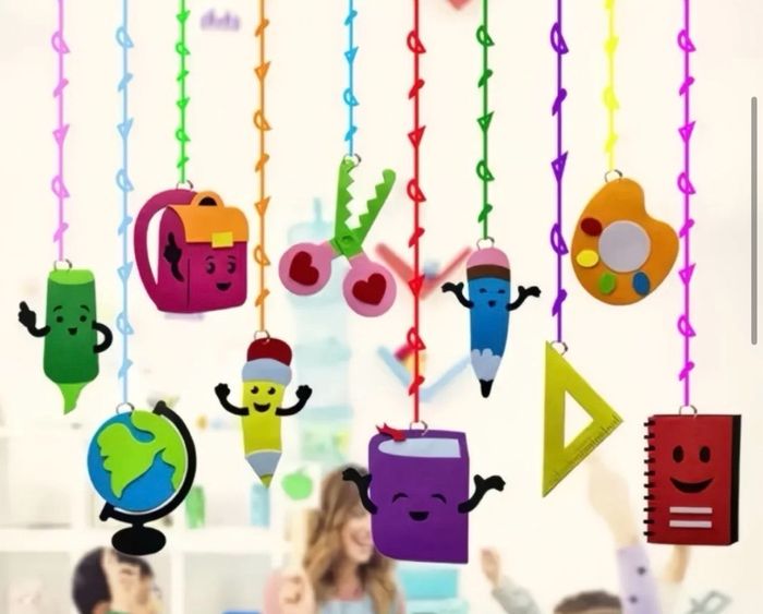 Хичээлийн хэрэгсэл таазны 