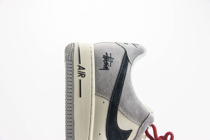 Nike Air Force 1 Low x Stussy 46