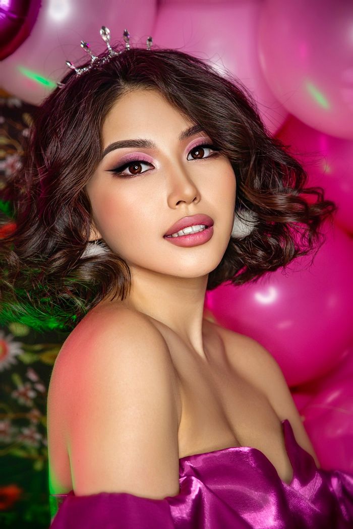 Make up Artist Ganjaa / Gangal Studio
