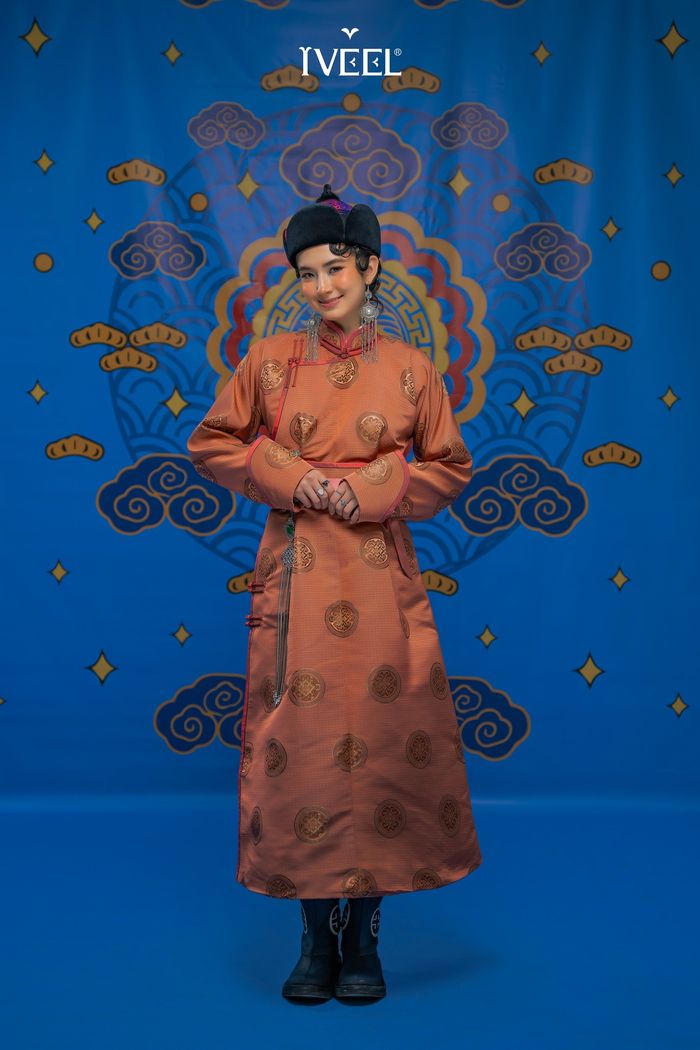 Торгон дээл