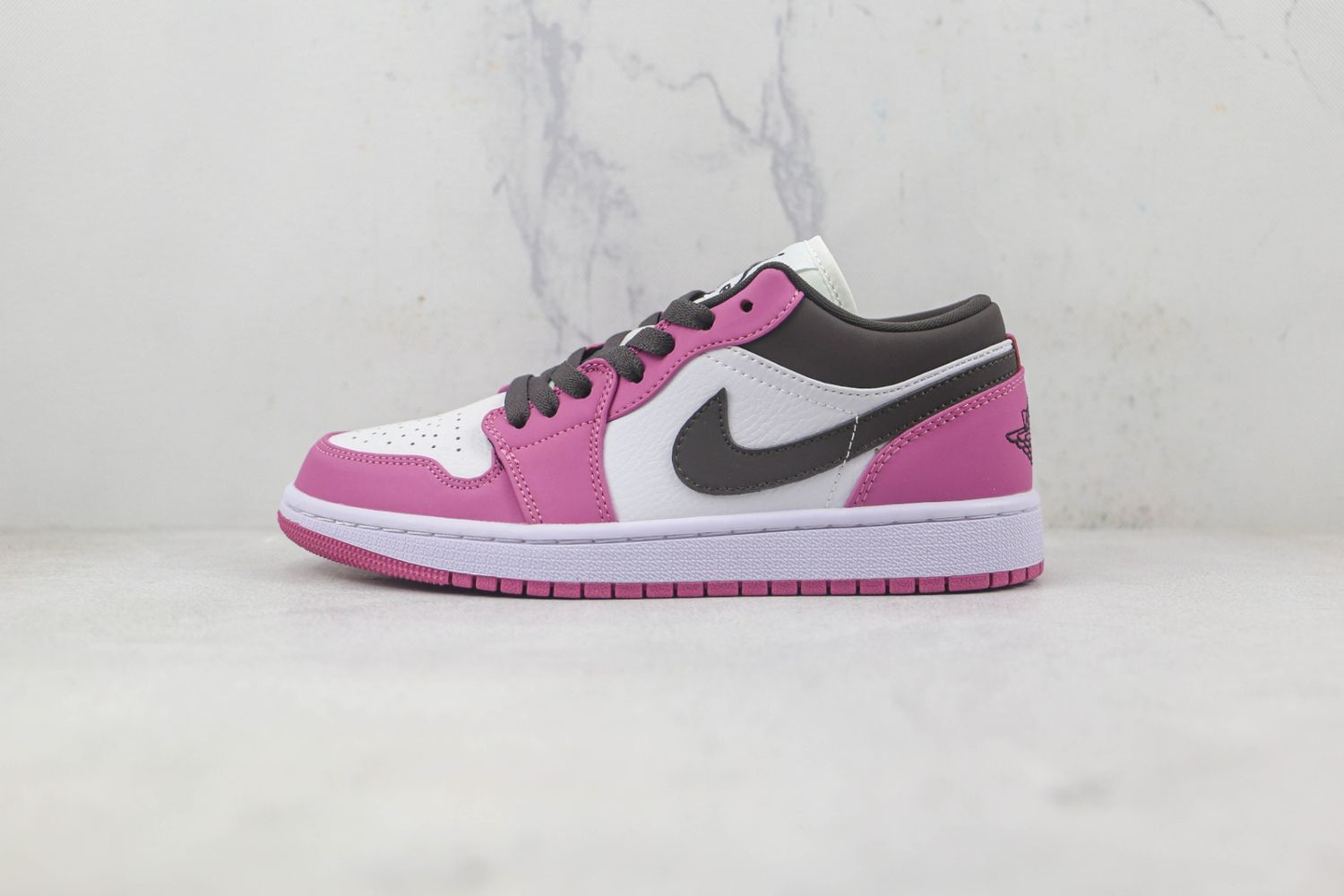 Air Jordan 1 Low 'Fierce Pink'
