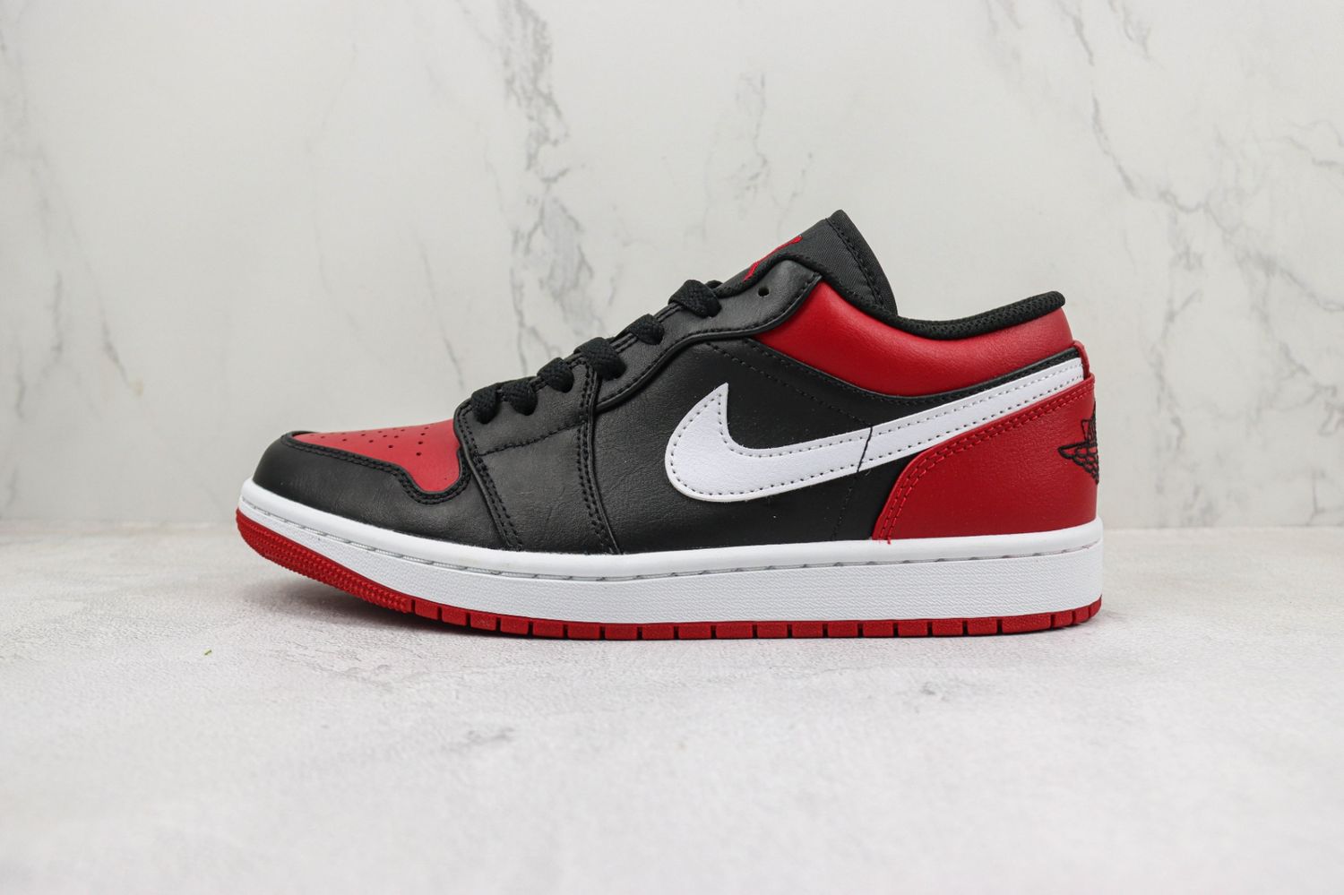 Jordan 1 Low Alternate Bred Toe