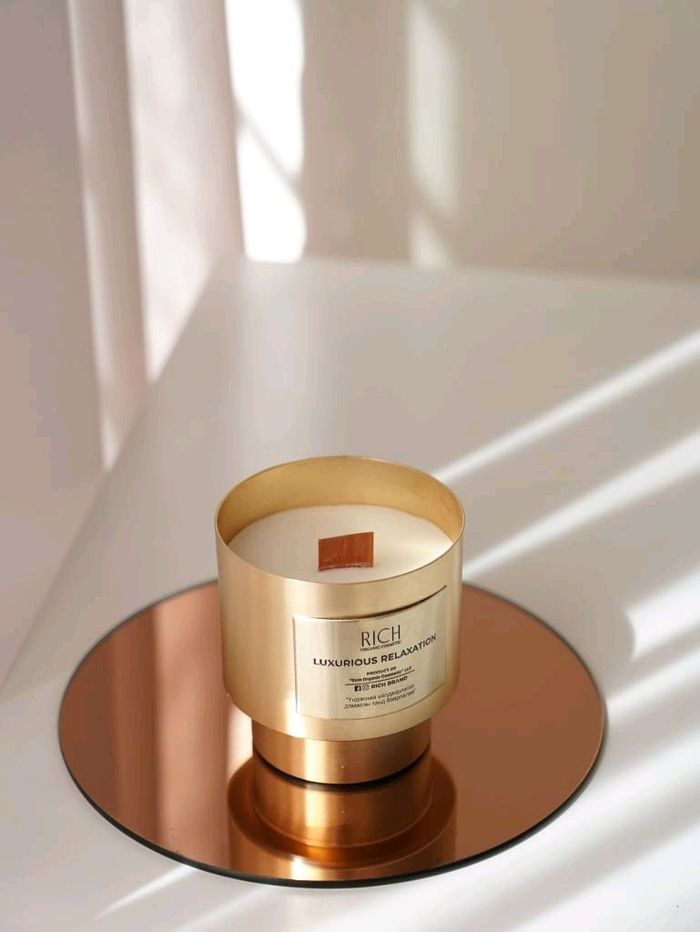 RICH LUXURIOUS RELAXATION CANDLE