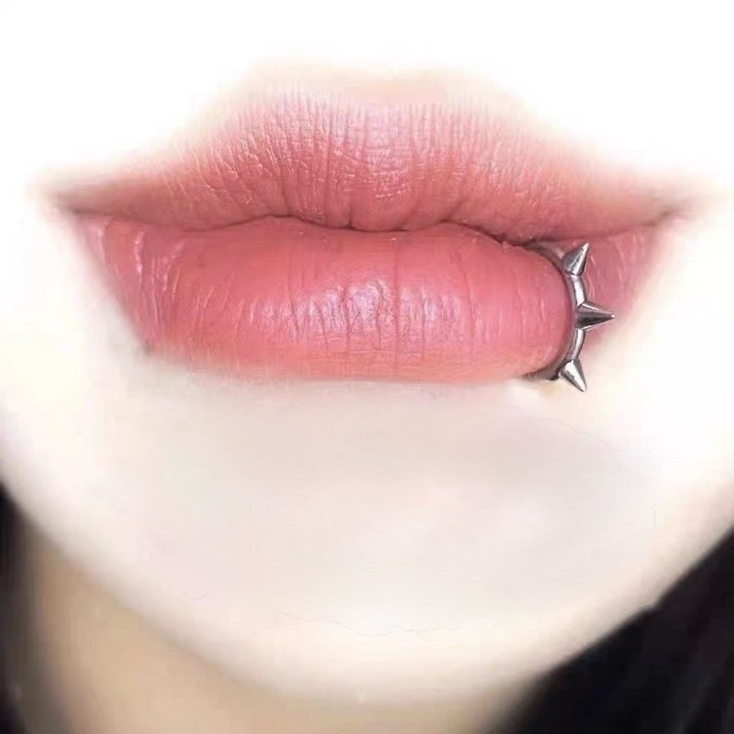 Хуурамч персинг