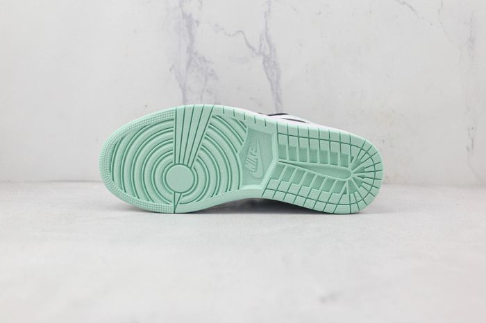 Jordan 1 Low Tie-Dye