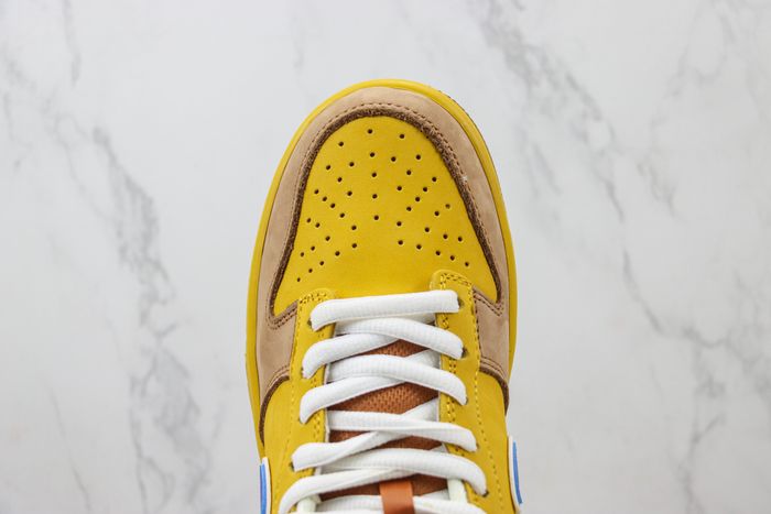 Dunk Low SB Premium 'Newcastle Brown Ale'