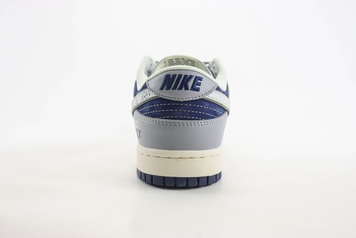 Nike SB Dunk Low x GUCCI 12