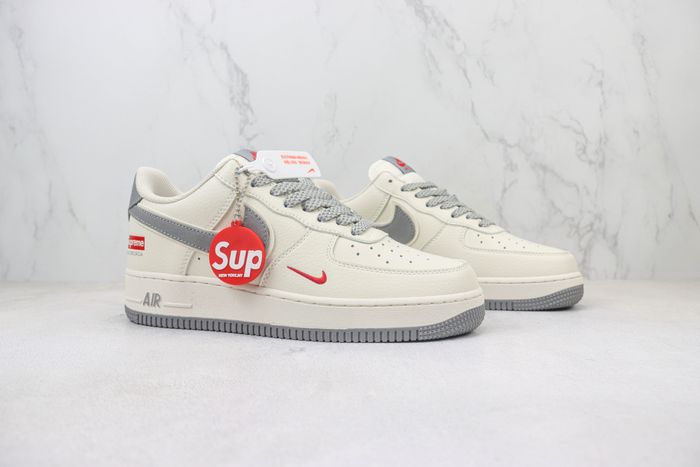 Nike Air Force 1 Low x supreme 100
