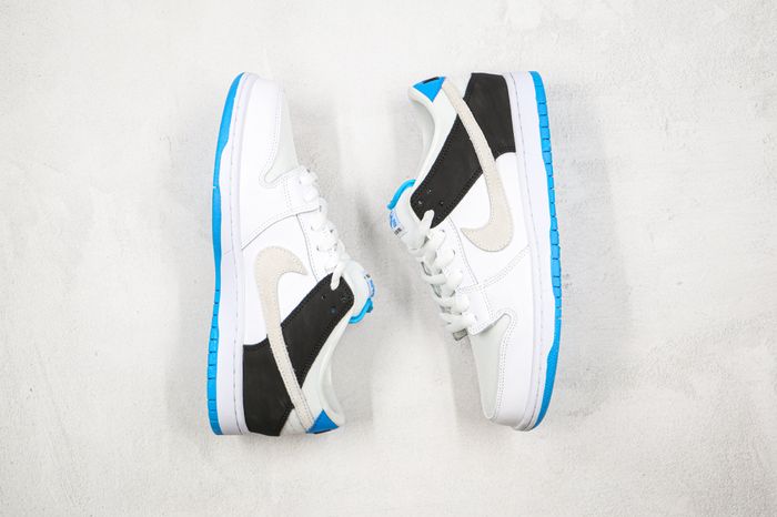 Nike SB Dunk Low Laser Blue