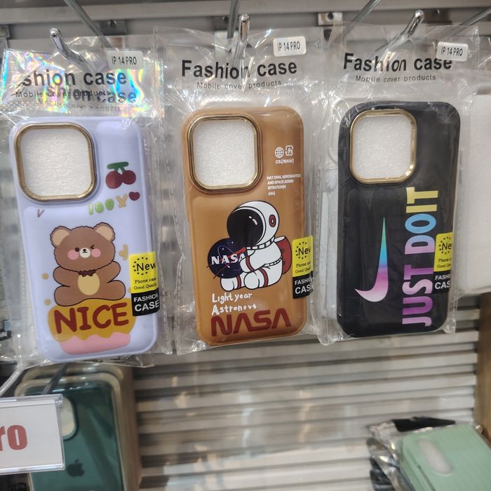 iPhone 14 Pro Зурагтай Бөмбөгөр Кэйс