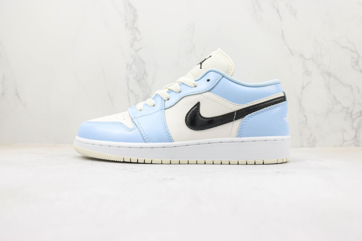 Jordan 1 Low Ice Blue Black (GS)