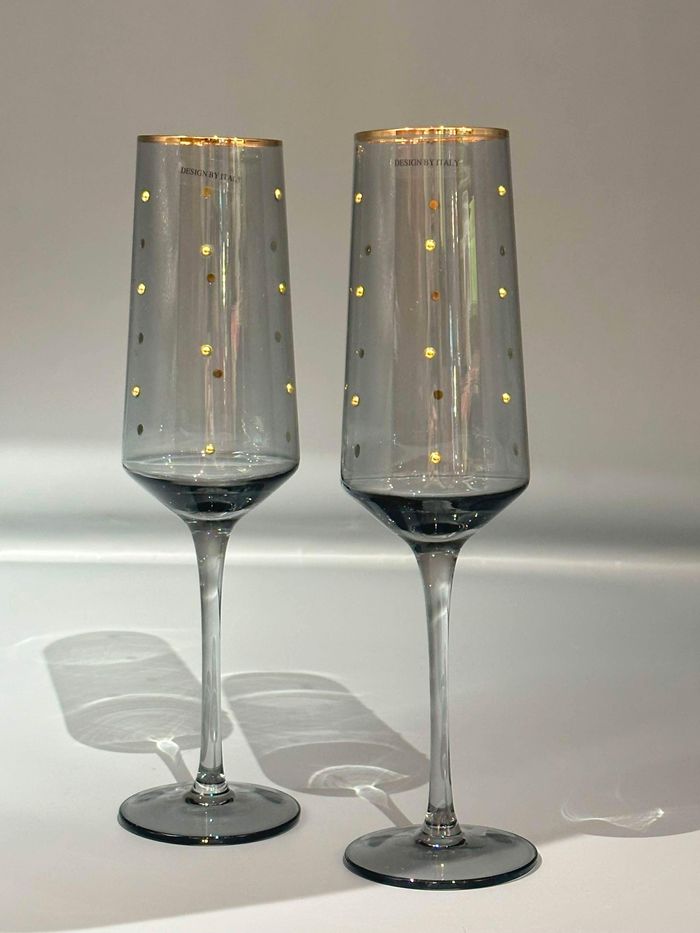 Thos champagne хундага саарал