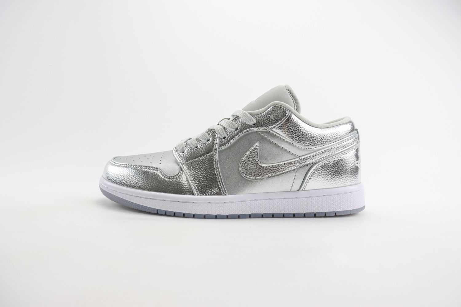 Jordan 1 Low SE Metallic Silver (Women's)