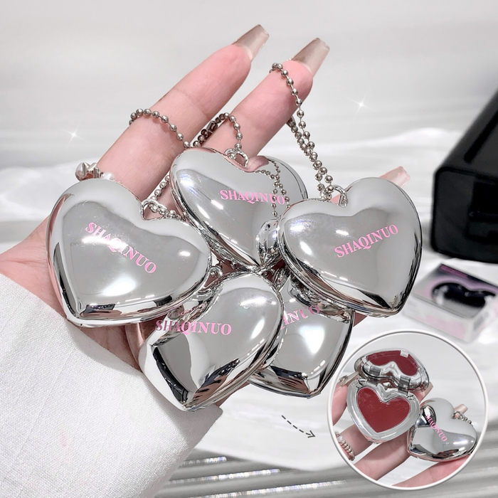 💖 Heart Shape Lip Gloss – Чийгшүүлэгч уруулын гялбаа