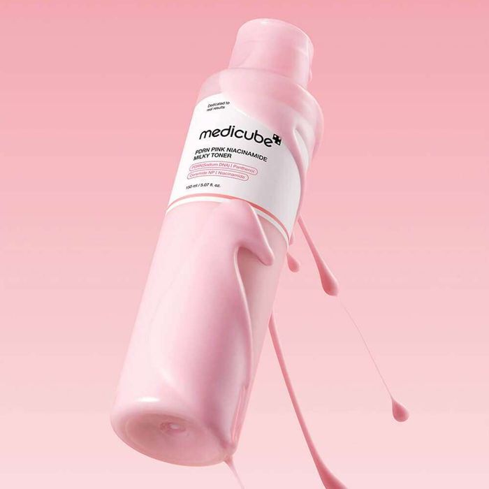 MEDICUBE PDRN Pink Niacinamide Milky Toner 150ml