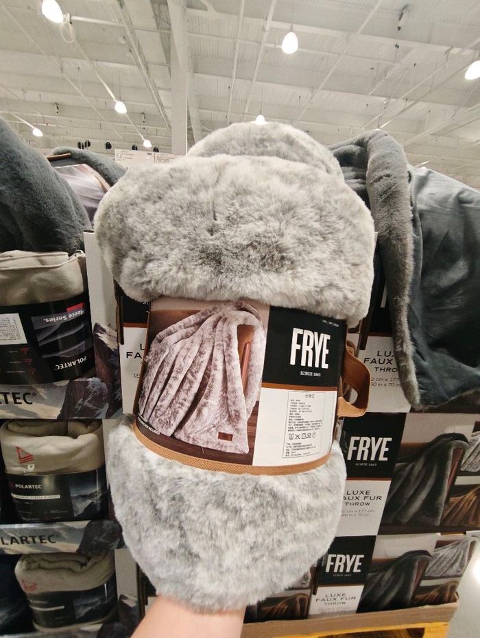 Үслэг бүтээлэг/Costco/