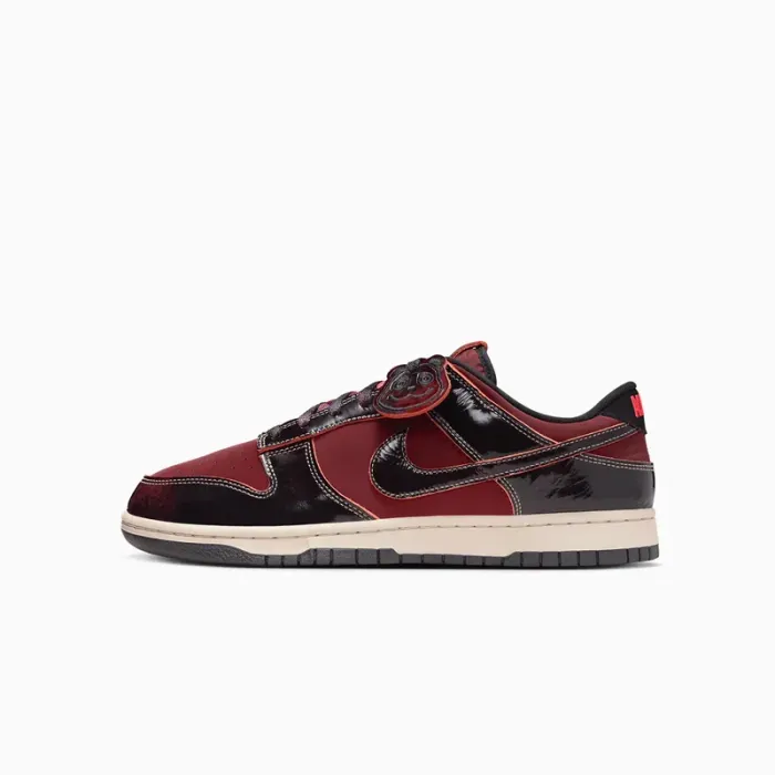 Nike Dunk Low SE Red Panda