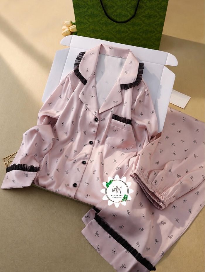 Trend pink color pajama
