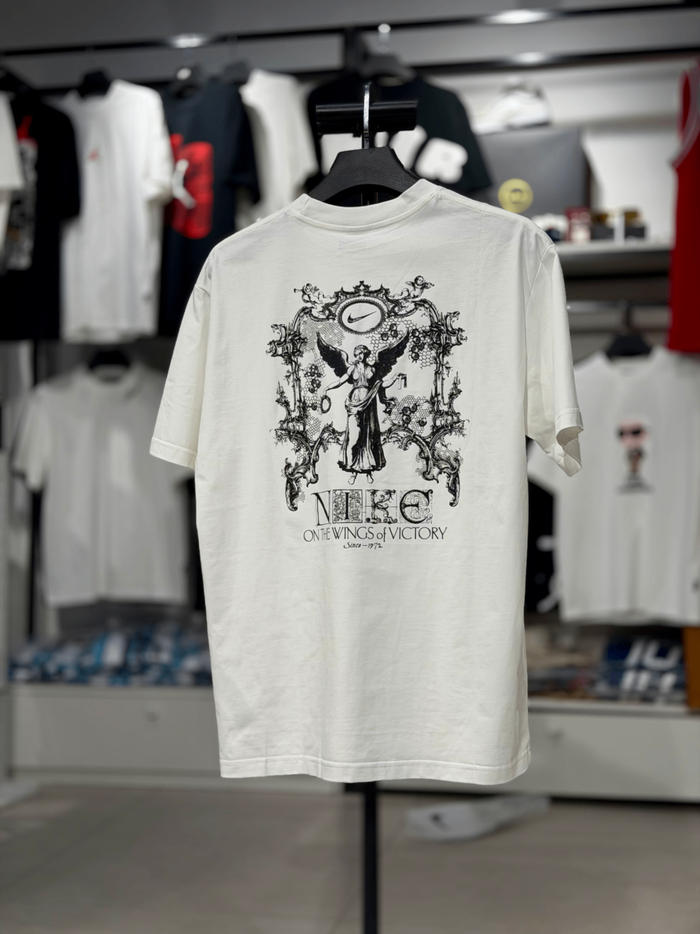 Nike Sportswear Wings Heritage T-Shirt